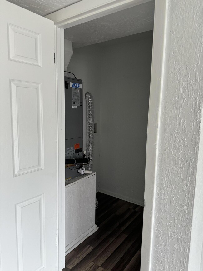 Foto del edificio - 2022 Tree Ridge Ln NE