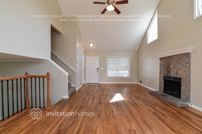 Building Photo - 1870 McDowell Ct