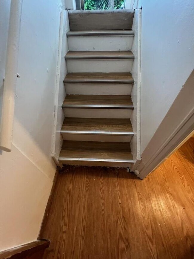 Building Photo - Current Property Management LLC