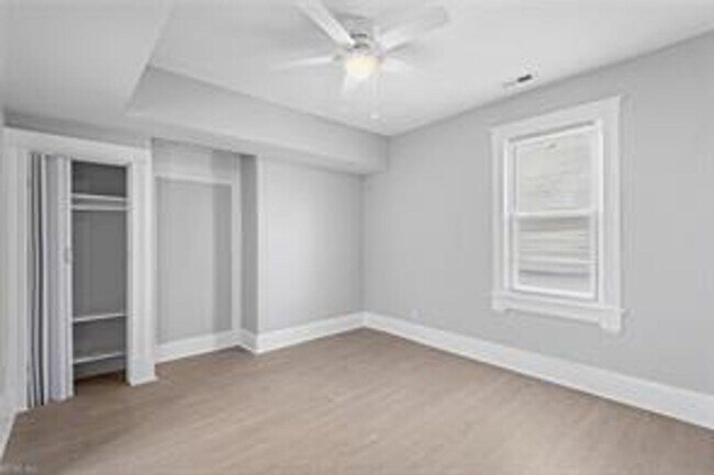 Foto del edificio - 653 29th St