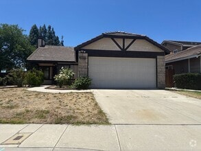 Building Photo - 10777 Oakhurst Dr