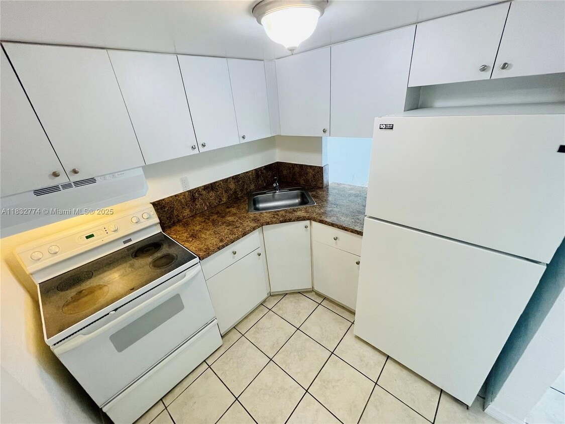 Foto principal - 801 NW 47th Ave