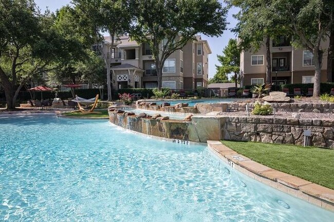 Foto del edificio - 4341 Horizon N Pkwy