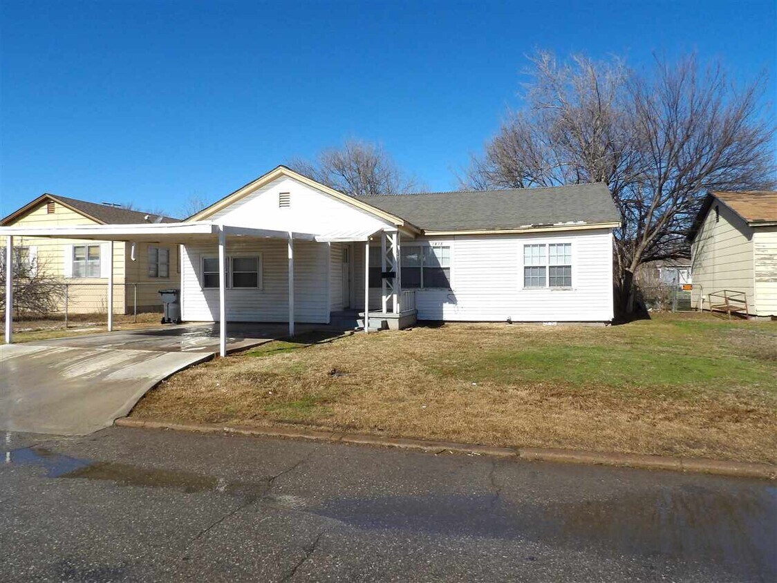 Foto principal - 1615 NW Smith Ave