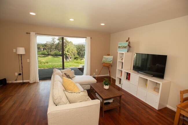 Foto del edificio - Great Townhome located in the 4S ranch next to Westwood elementary