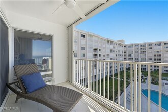 Building Photo - 3443 Gulf Shore Blvd N