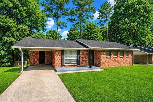 Foto del edificio - 6067 Ledgewood Dr