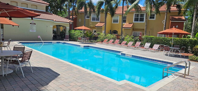 Photo - 3311 Merrick Ln House