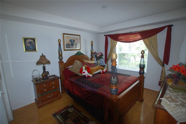 Building Photo - 1310 Tuscany Way