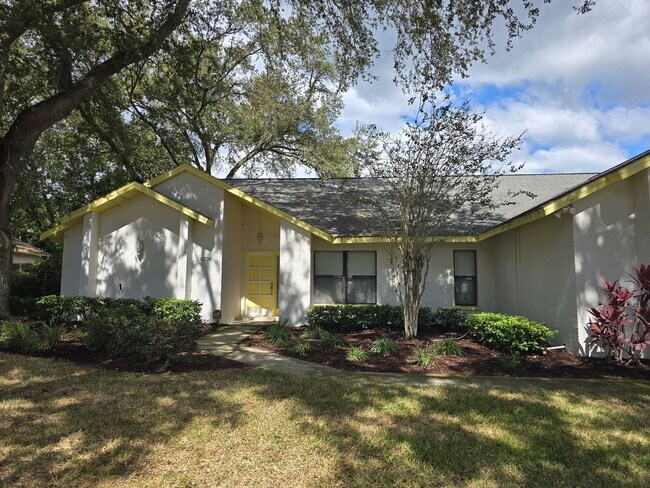 Foto del edificio - Single Family Home in Suburban Temple Terrace