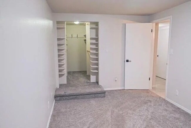 Building Photo - 3580 Dill Dr