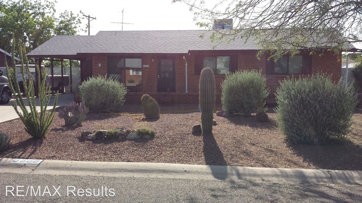 Primary Photo - 3 br, 2 bath House - 6568 E. Calle Cappela