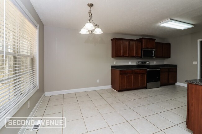 Building Photo - 273 Patriot Dr