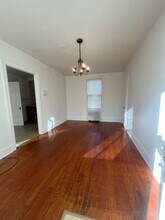Building Photo - 124 Ruby St