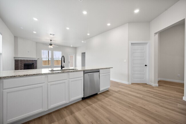 Building Photo - Available August 8th in Bell Farms: Spacio...