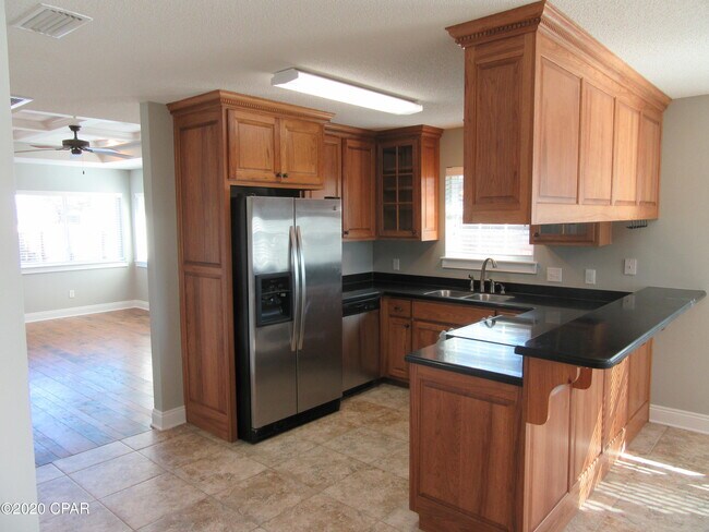 Building Photo - 4604 Bylsma Cir