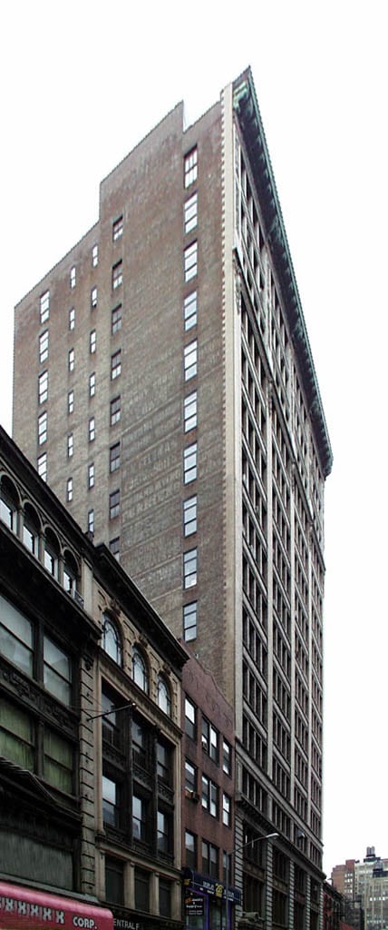 Building Photo - 46-50 W 29th St