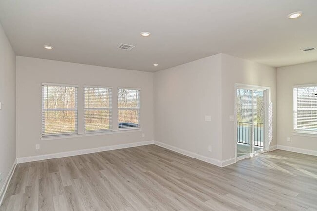 Foto del edificio - 1312 Bluffton Cir