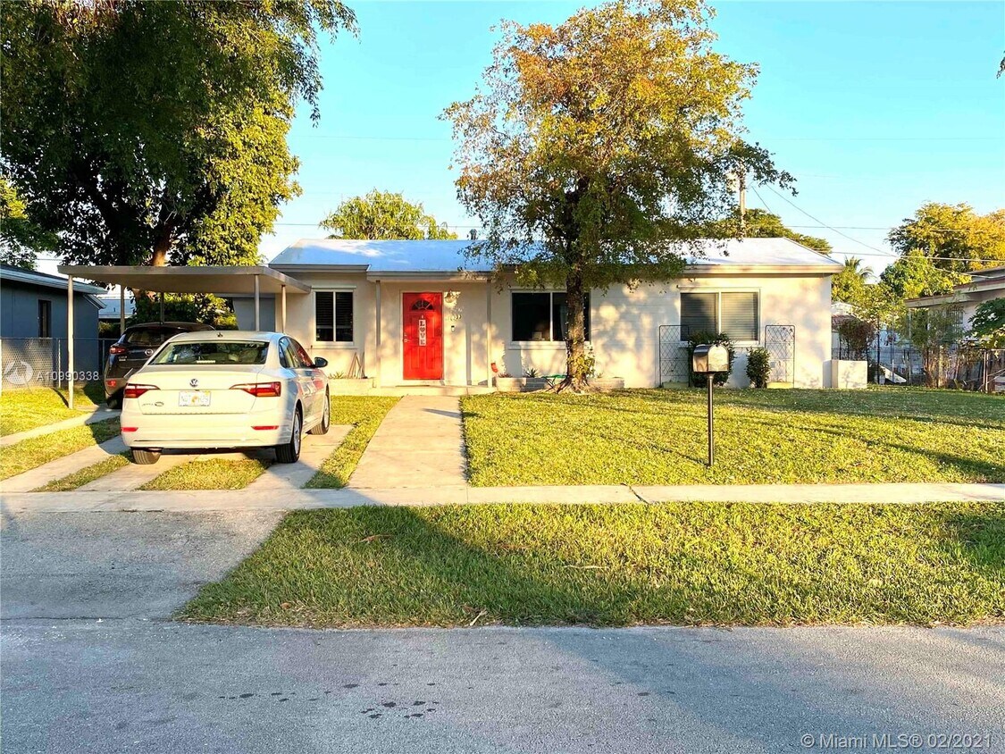 16233 NE 9th Pl, North Miami Beach, FL 33162 House Rental in North