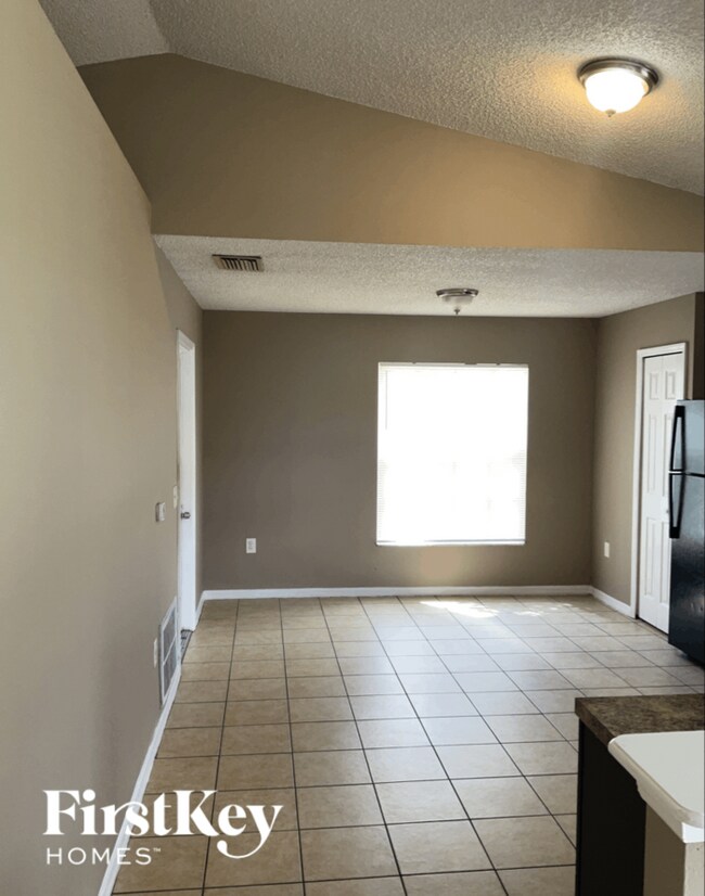 Building Photo - 7446 Groveoak Dr