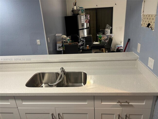 Foto del edificio - 1336 SW 75th Ave