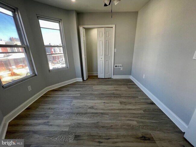 Building Photo - 5744 Delancey St