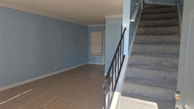 Building Photo - 5200 Lancaster Ct