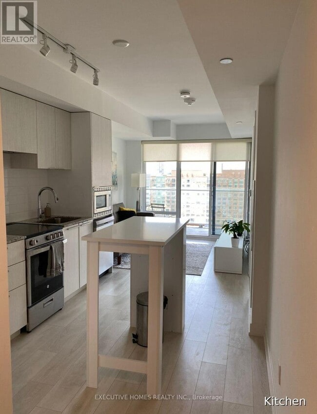 Building Photo - 18 Maitland Terrace