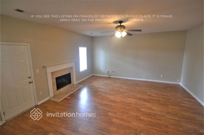 Foto del edificio - 489 Lakewater Estates Dr