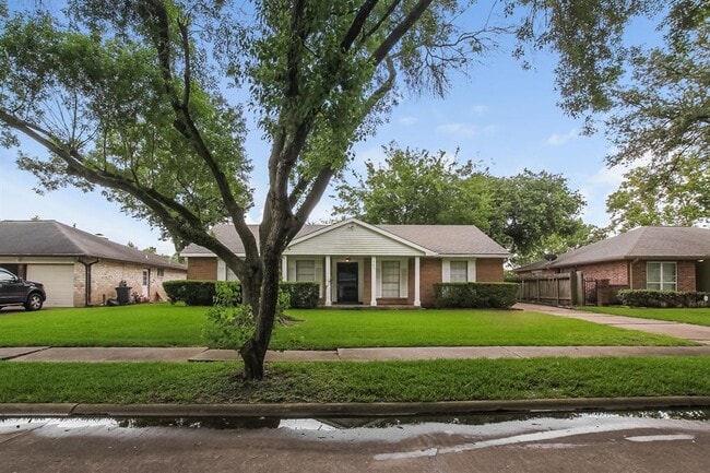 Building Photo - 503 Brandywyne Dr