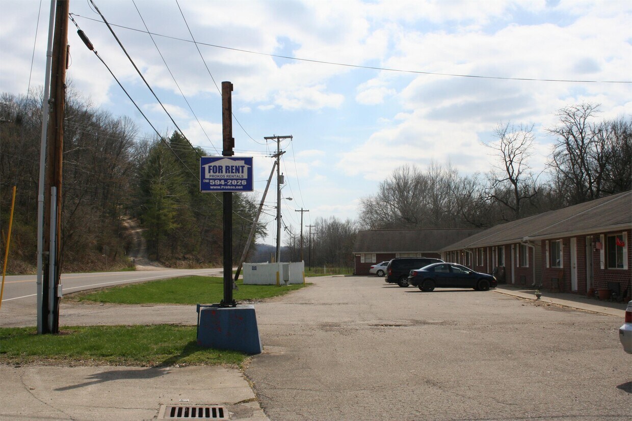 Building Photo - 16051 Twp-36