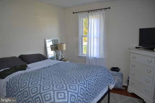 Building Photo - 114 Southfield Rd