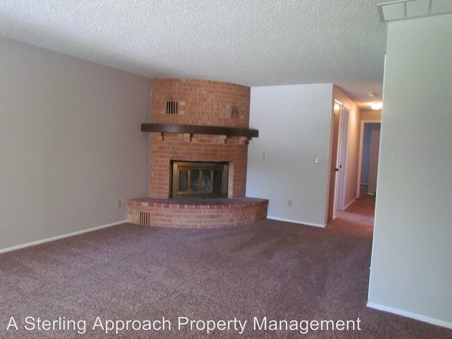 Building Photo - 10530-10532 W Granger Ave