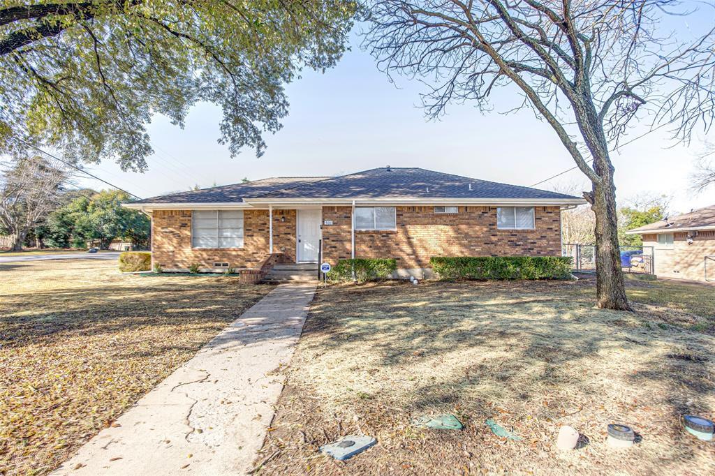 Foto principal - 501 Bob White St