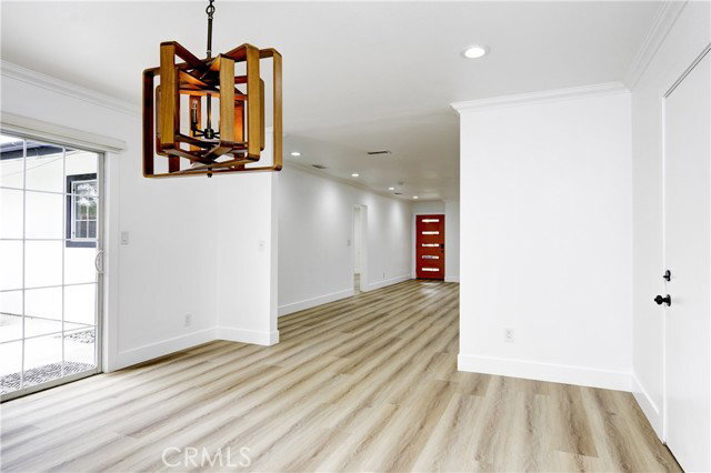 Building Photo - 641 Joann St