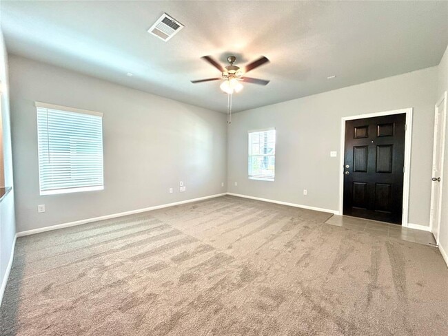 Building Photo - 211 Bethany Crk Dr