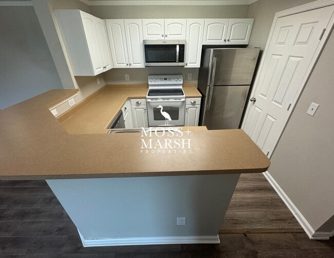 Building Photo - 100 Kensington Blvd