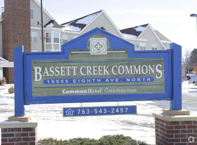 Foto del edificio - Bassett Creek Commons