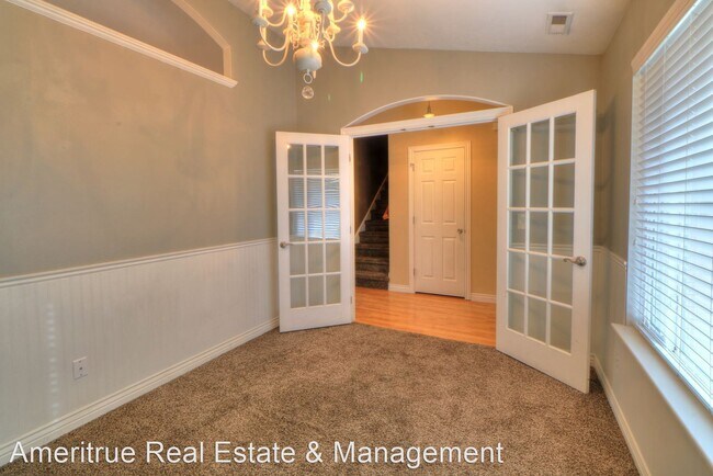 Foto del edificio - 3 br, 2.5 bath House - 378 S 410 W
