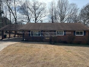 Building Photo - 310 Gail Dr