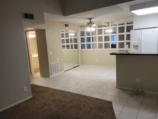 Dining Area, Pantry - 18804 Mandan St