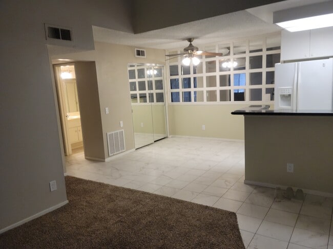 Dining Area, Pantry - 18804 Mandan St