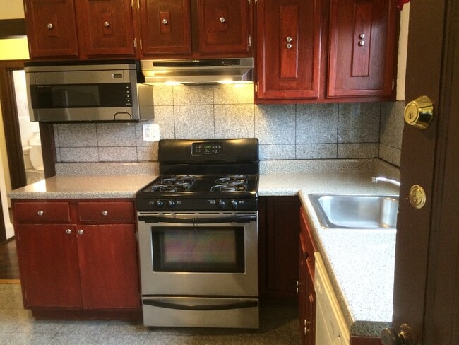 Foto del edificio - 86 Edgewood Ave