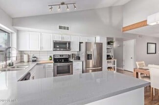 Building Photo - 12619 N 42nd Ave