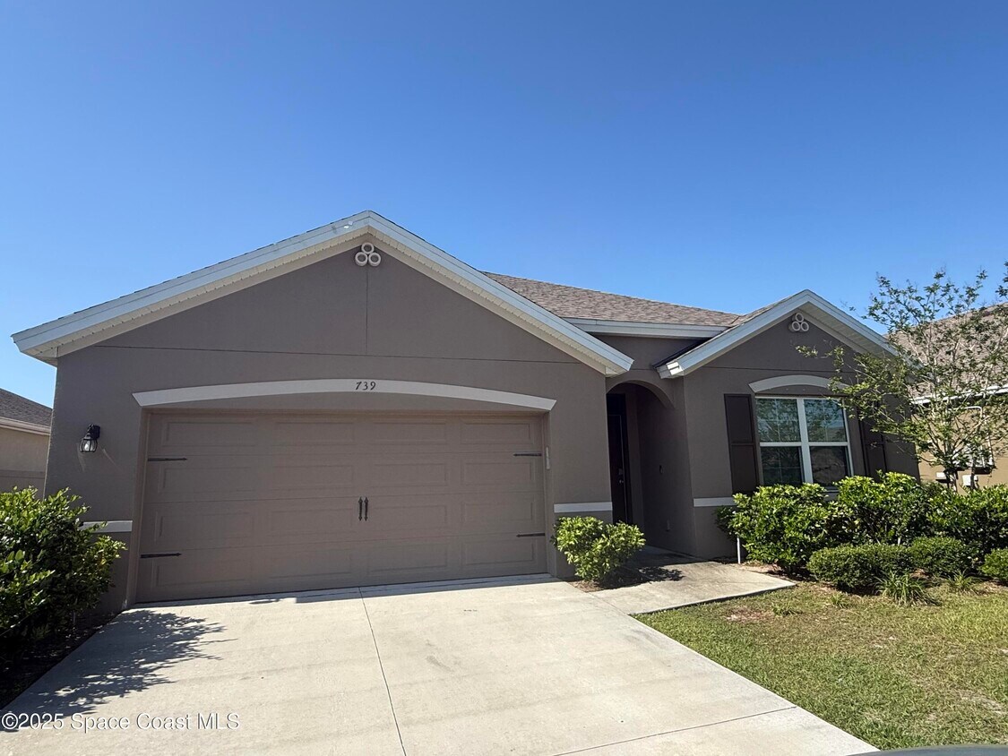 Foto principal - 739 Forest Trace Cir