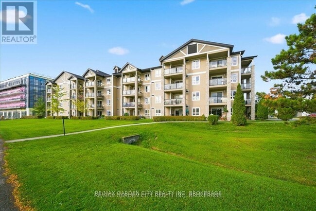 Building Photo - 330 Prince Charles Dr S