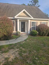 Building Photo - 44 Ginkgo Ct