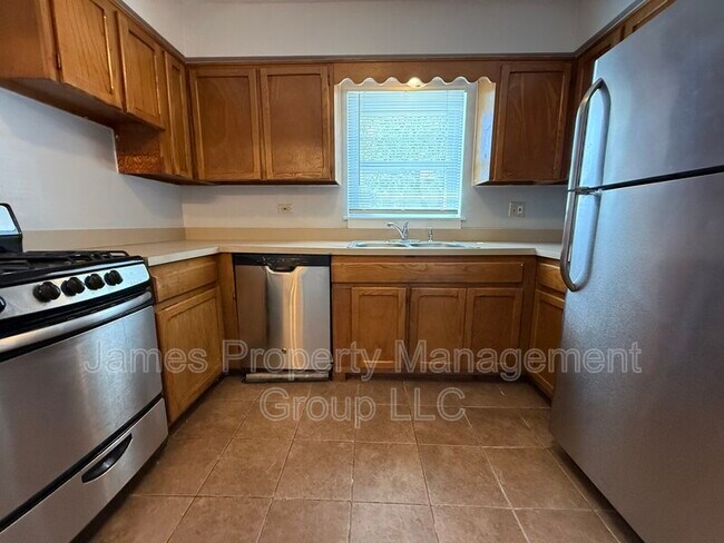 Foto del edificio - 39 King Arthur Ct
