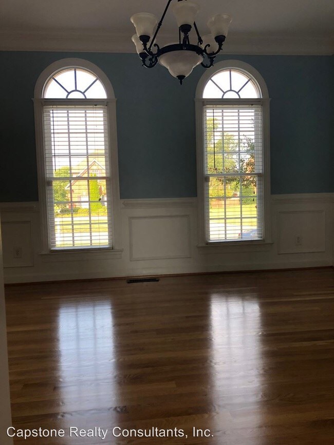 Foto del edificio - 547 N Hiddenbrooke Dr