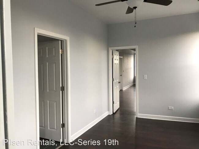 Foto del edificio - 1758 W 19th St
